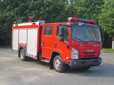 新东日牌YZR5100GXFSG35/Q6A水罐消防车